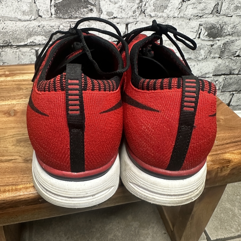 EUC Nike Flynit Trainer Running Shoes Size 13 University Red Black (AH8396-601) - Picture 4 of 12